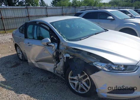 2013 Ford Fusion Se z USA, uszkodzony, nr VIN 3FA6P0H72DR102600